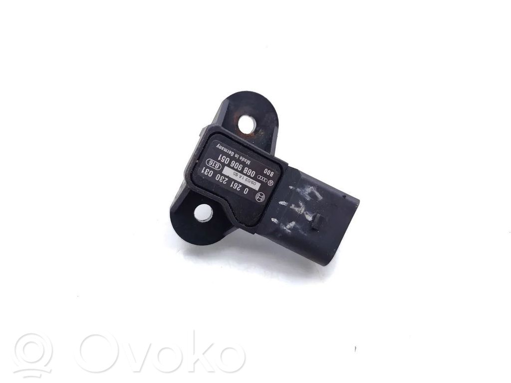 Audi A3 S3 8P Air pressure sensor 