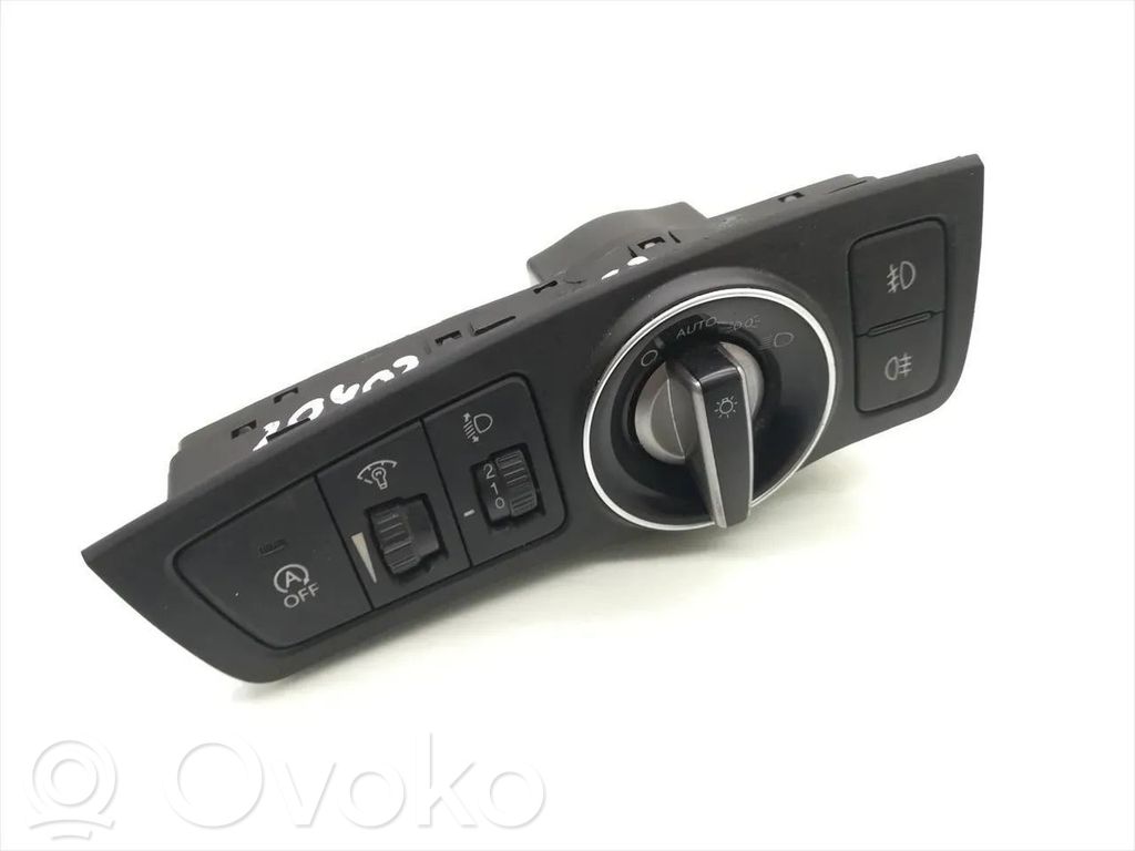Hyundai i40 Light switch 