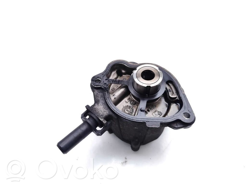Mercedes-Benz E C207 W207 Vacuum pump 