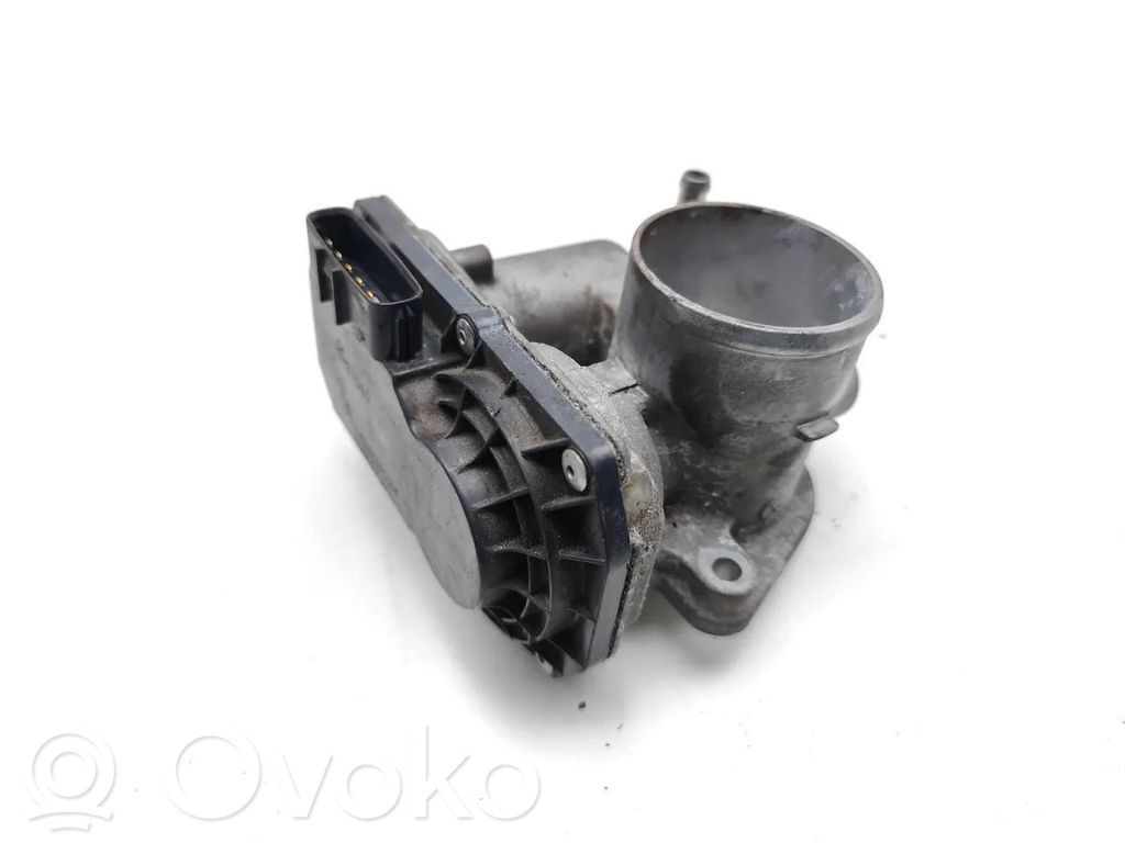 Toyota Yaris El. oro padavimo sklendė 