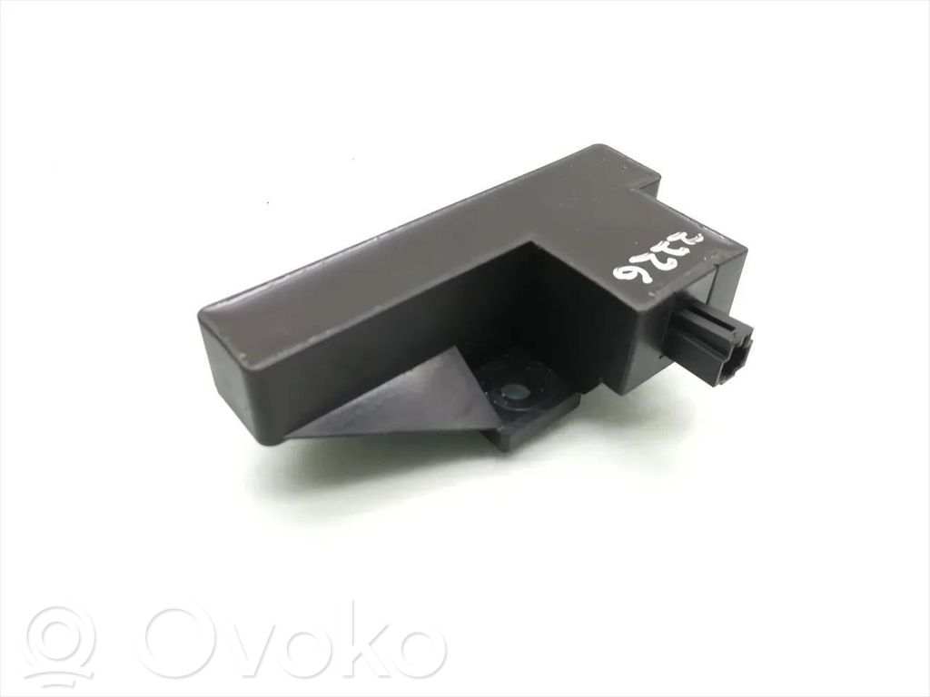 Audi A6 S6 C6 4F Interjero komforto antena 