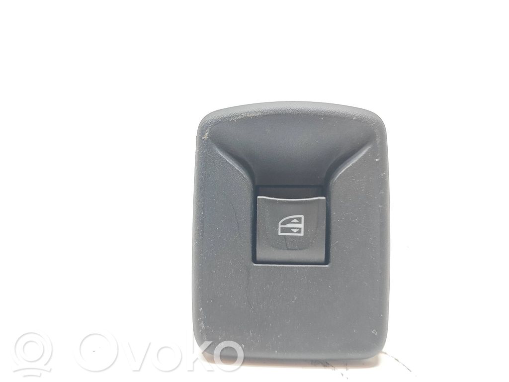 Renault Trafic III (X82) Electric window control switch 