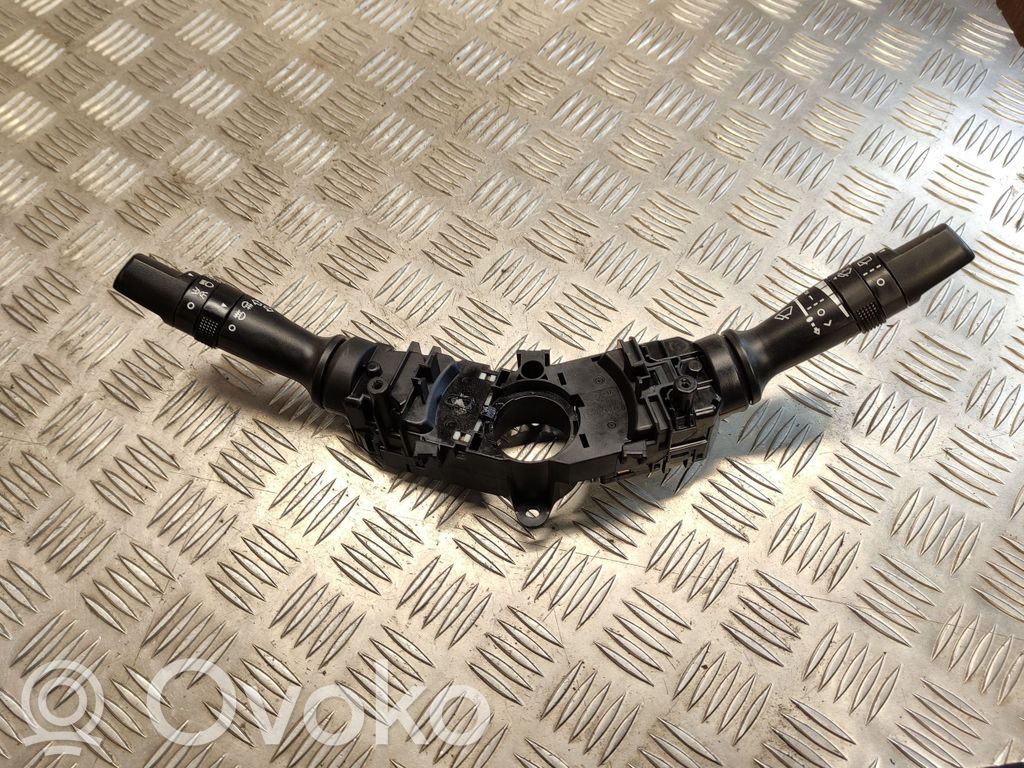 Hyundai ix20 Wiper turn signal indicator stalk/switch 