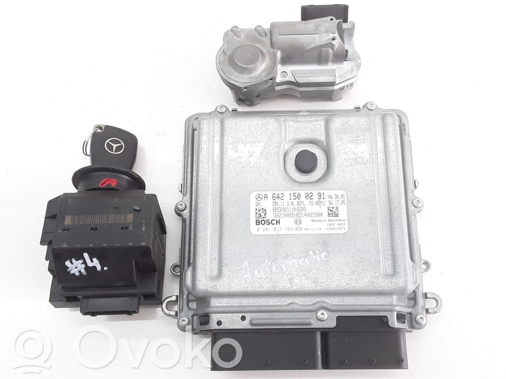 Komputer / Sterownik ECU i komplet kluczy   A6421500291,0281012784,A2034621130,2115452308