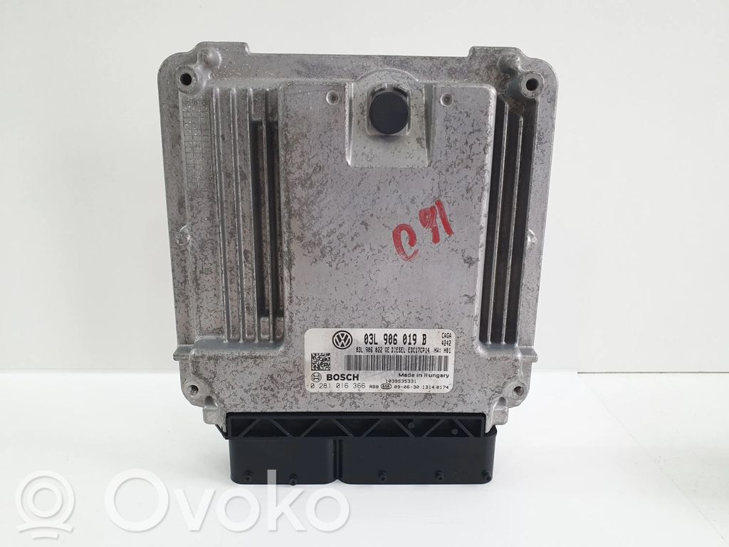 Seat Exeo (3R) Engine control unit/module 