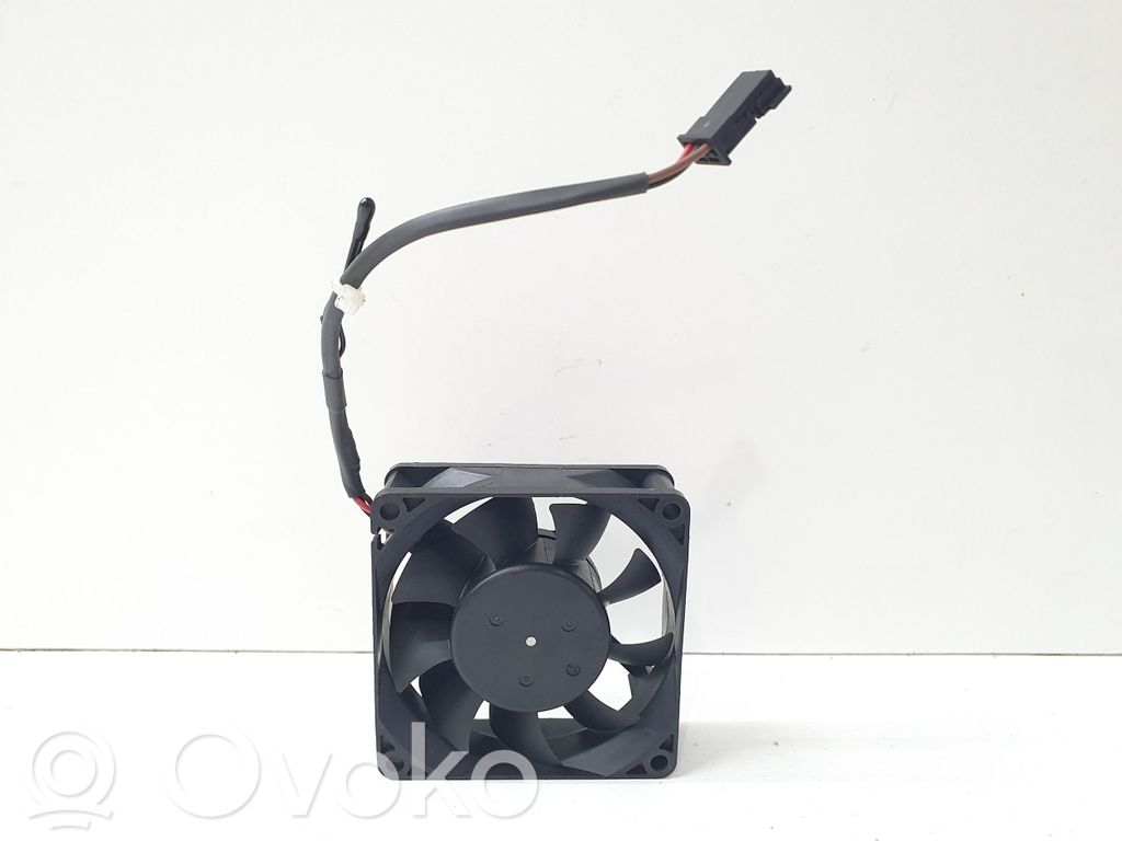 BMW 6 F12 F13 Engine control unit/module fan 