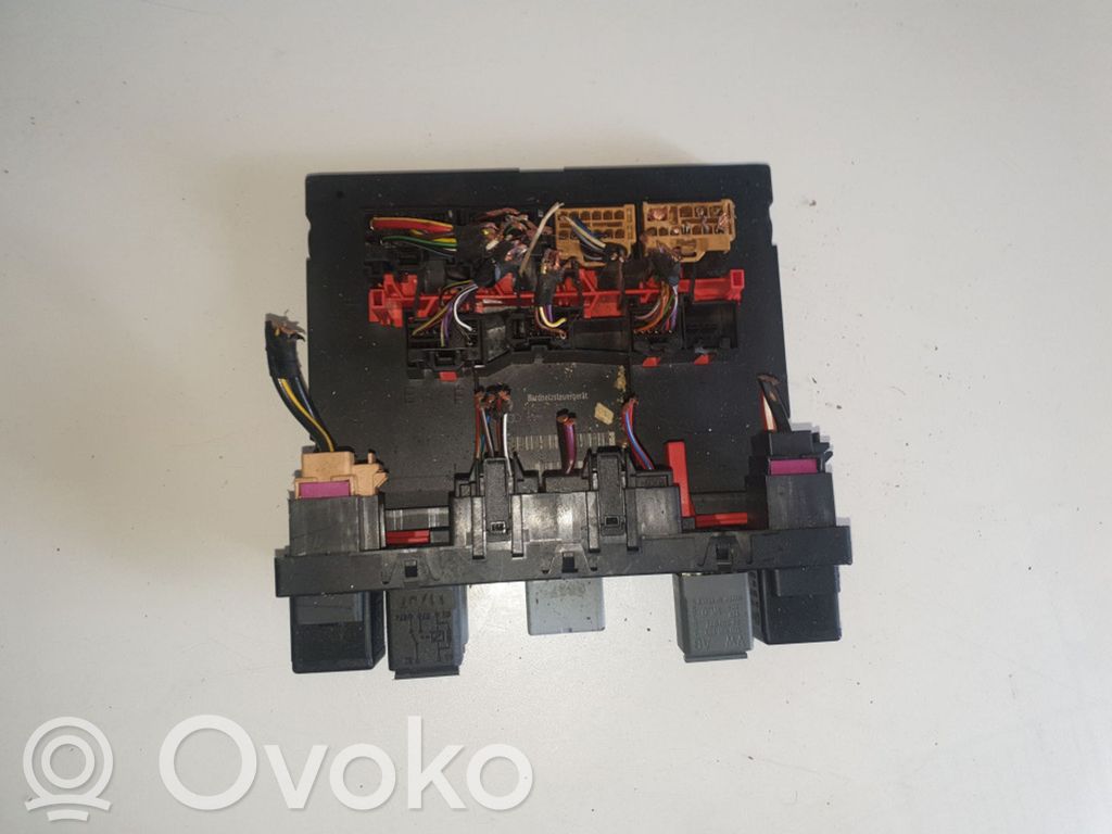 Volkswagen PASSAT B6 Mukavuusmoduuli 