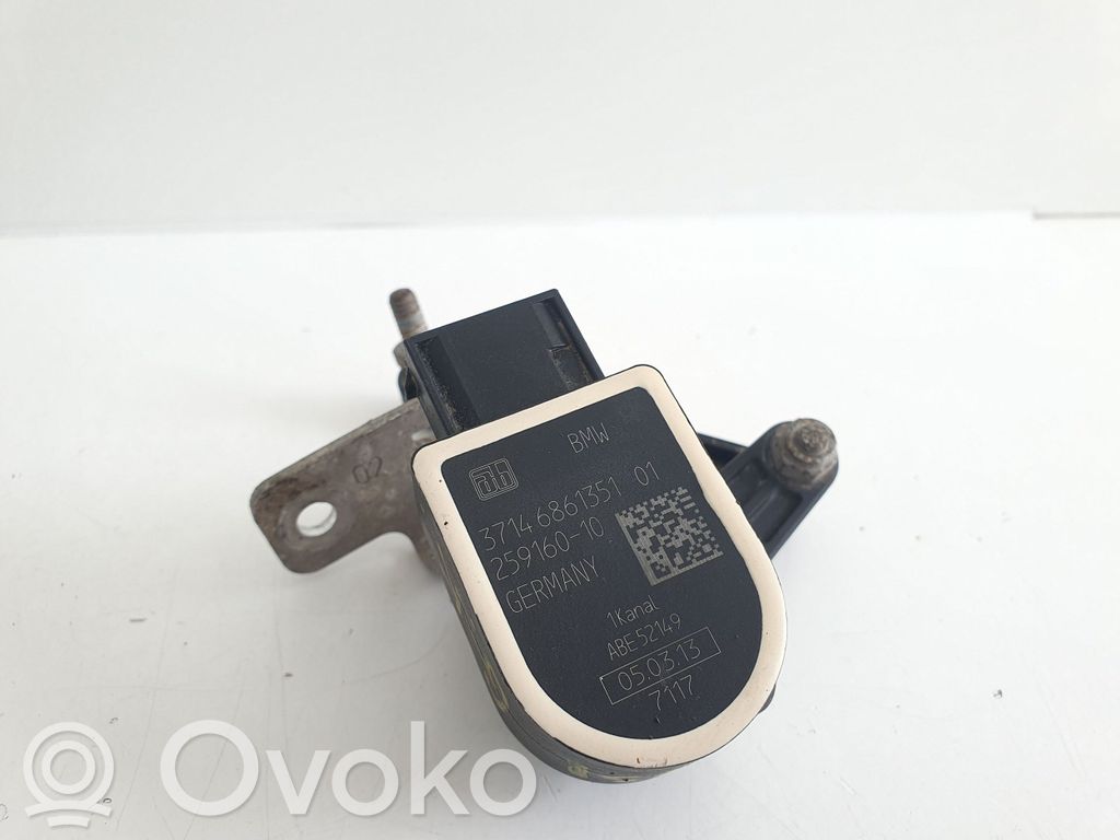 BMW 5 F10 F11 Rear air suspension level height sensor 