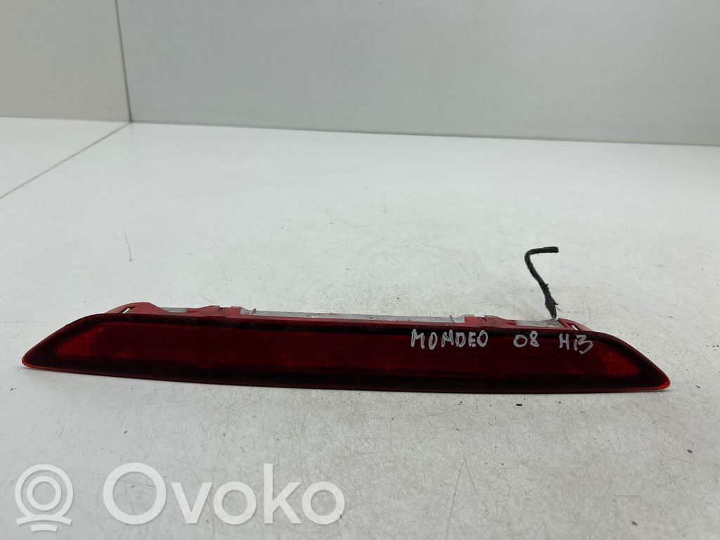Ford Mondeo MK IV Trzecie światło stop 