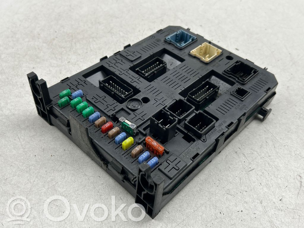 Citroen C4 Grand Picasso Drošinātāju bloks 