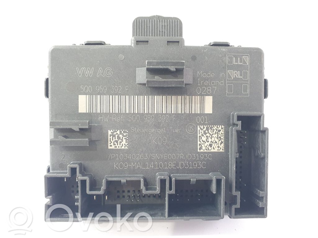 Volkswagen Touran III Door control unit/module 