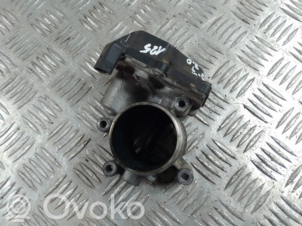 Volkswagen PASSAT B7 Throttle valve 