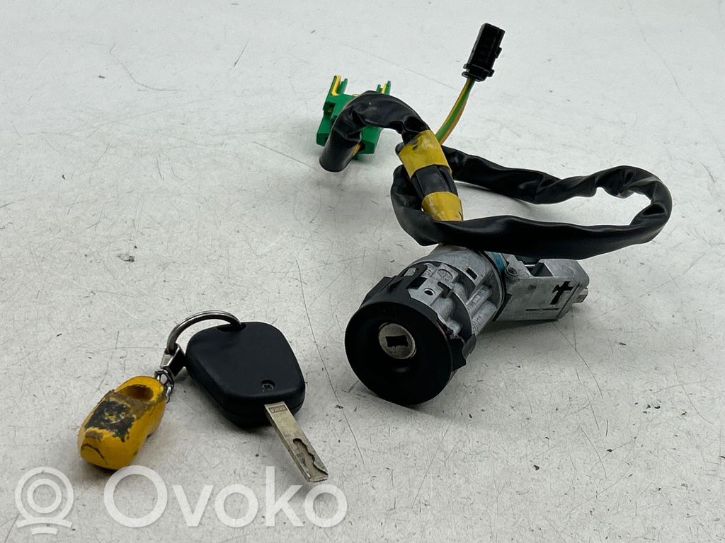 Citroen C3 Užvedimo spynelė 