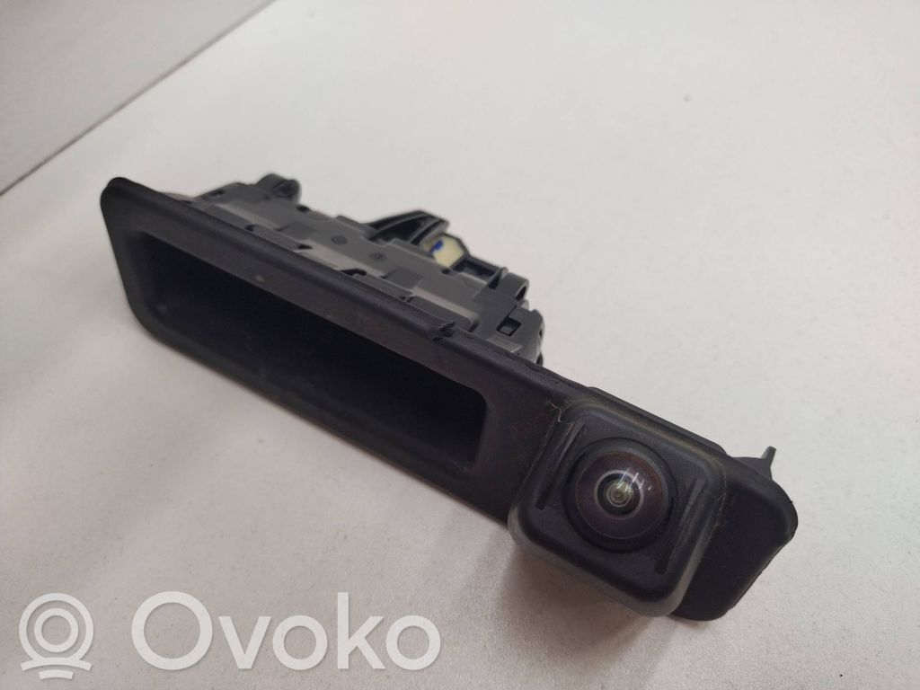BMW 2 G42 Osłona żarówki lampy przedniej 