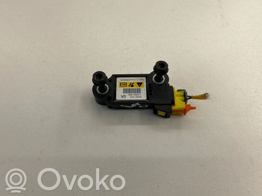 Chevrolet Captiva Oro pagalvių smūgio daviklis 