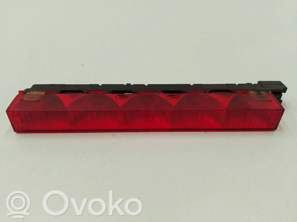Ford Focus Third/center stoplight 