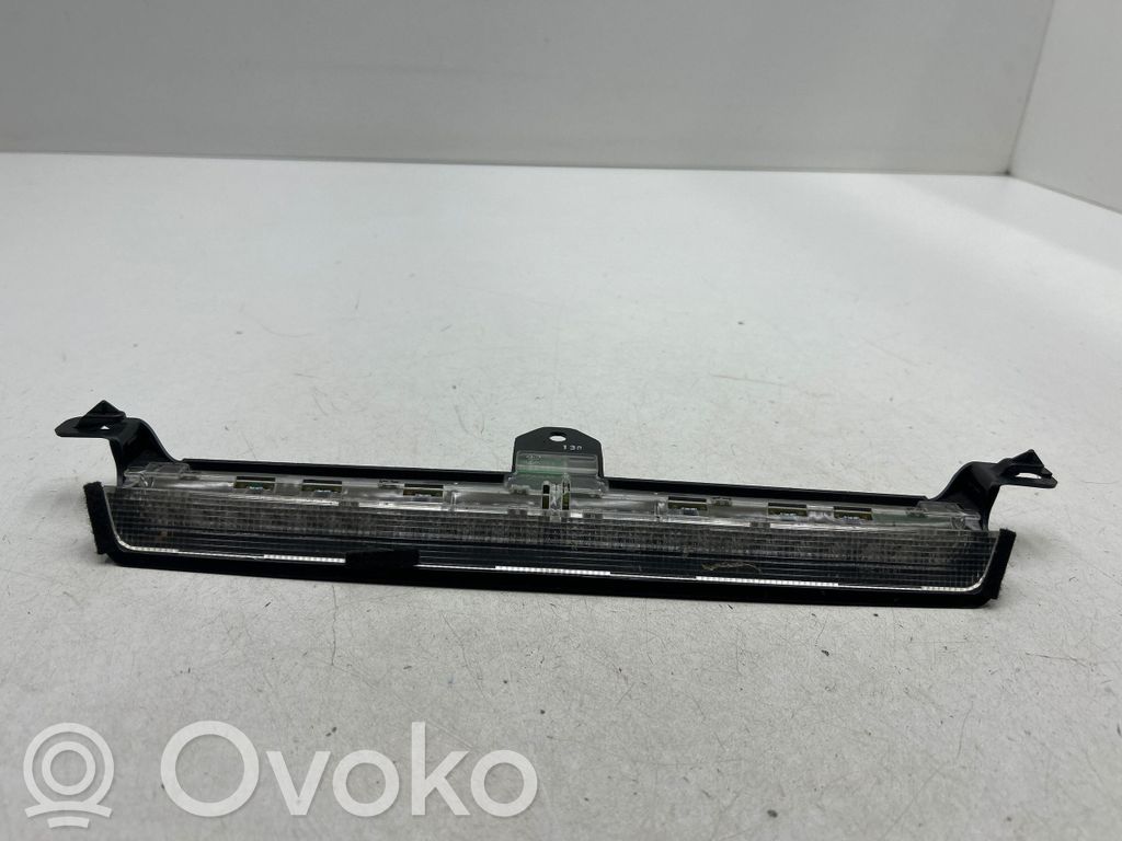 Volvo V70 Third/center stoplight 