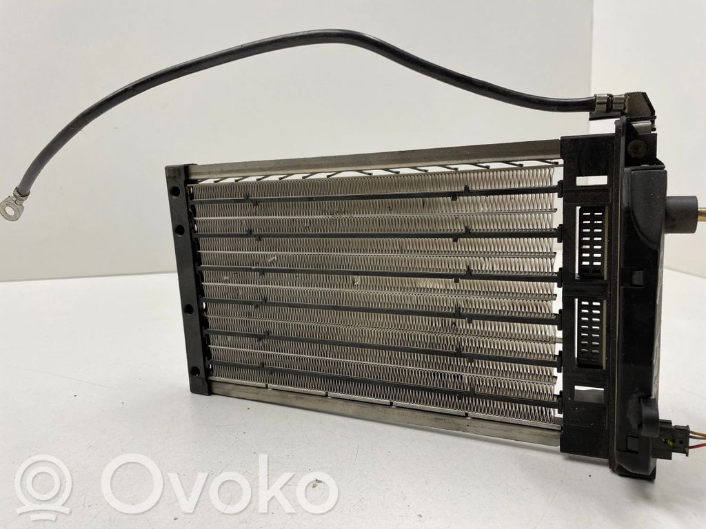 BMW 3 E90 E91 Elektrinis salono pečiuko radiatorius 