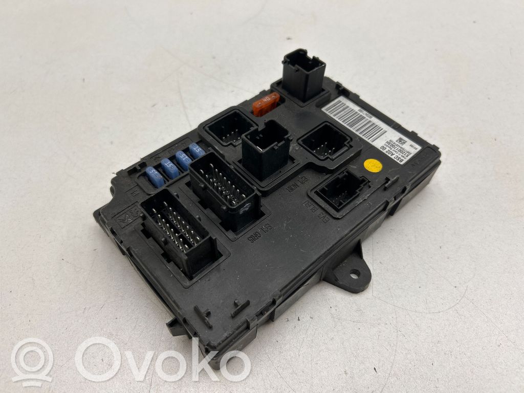Peugeot 407 Módulo de fusible 