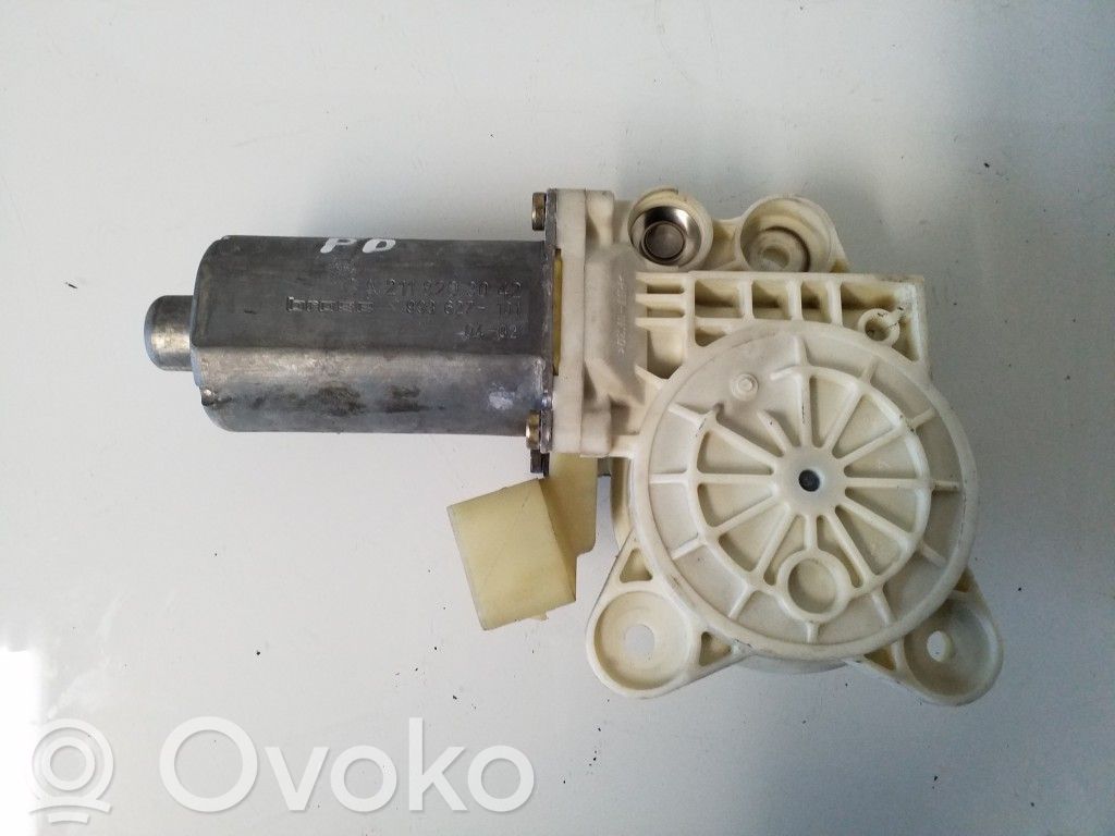 Mercedes-Benz E W211 Silnik regulatora szyby drzwi przednich 