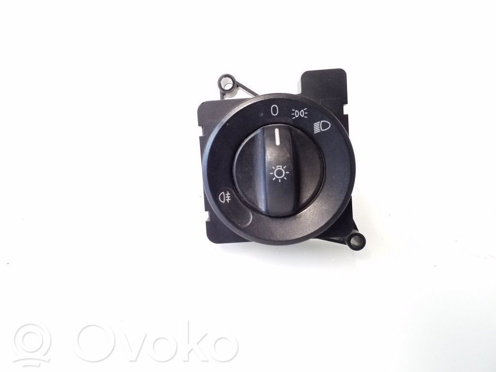 Volkswagen Crafter Interruptor de luz 