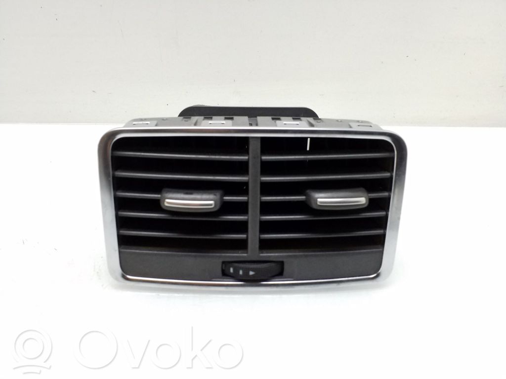 Audi A6 S6 C6 4F Oro grotelės gale 