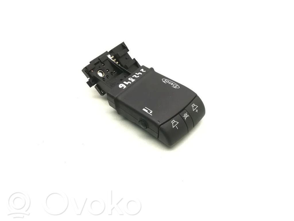 Renault Megane II Sound control switch 