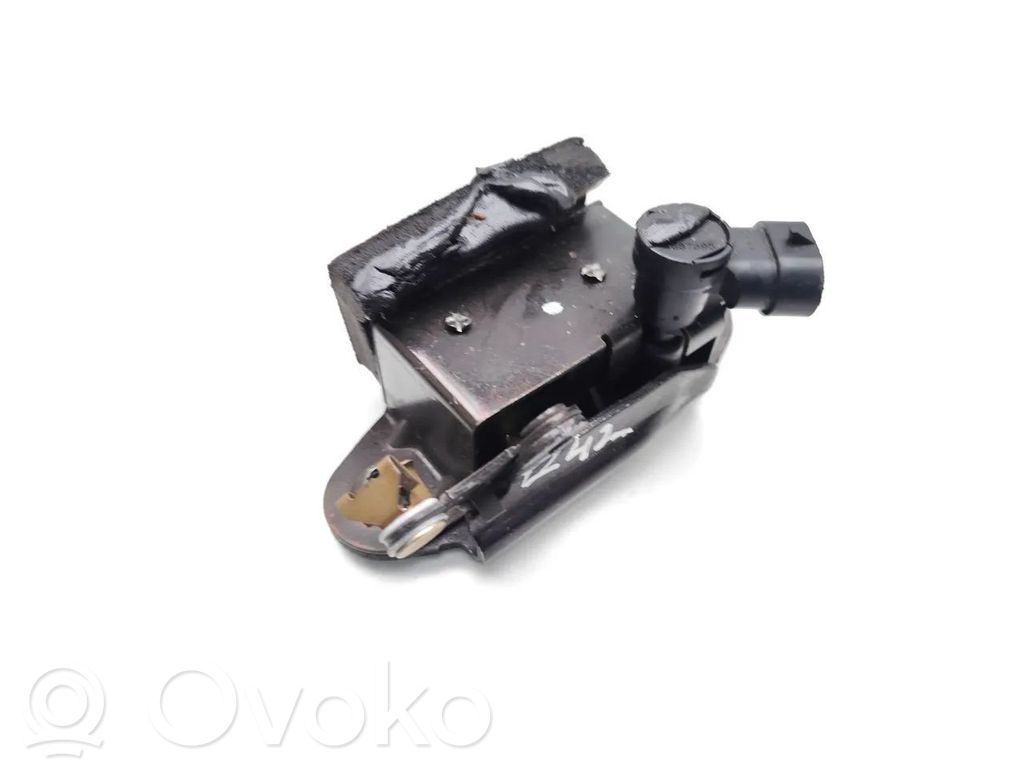 Chrysler Voyager Tailgate/trunk/boot lock/catch/latch 