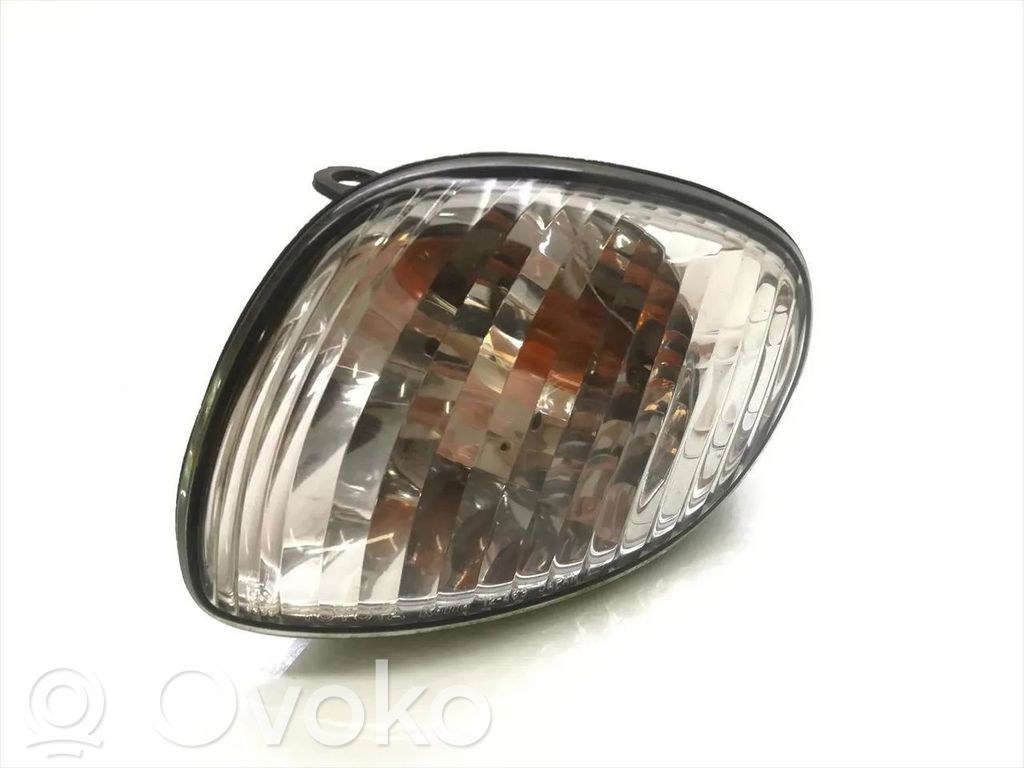 Toyota Corolla E110 Front indicator light 