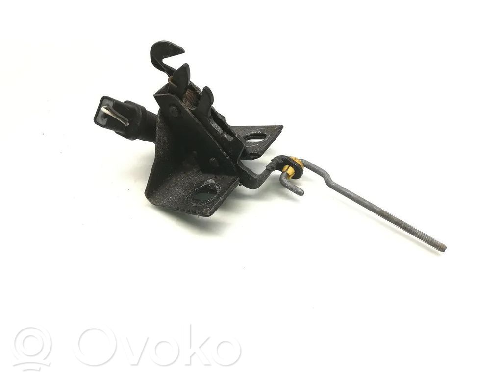 Ford Focus Încuietoare capotă 