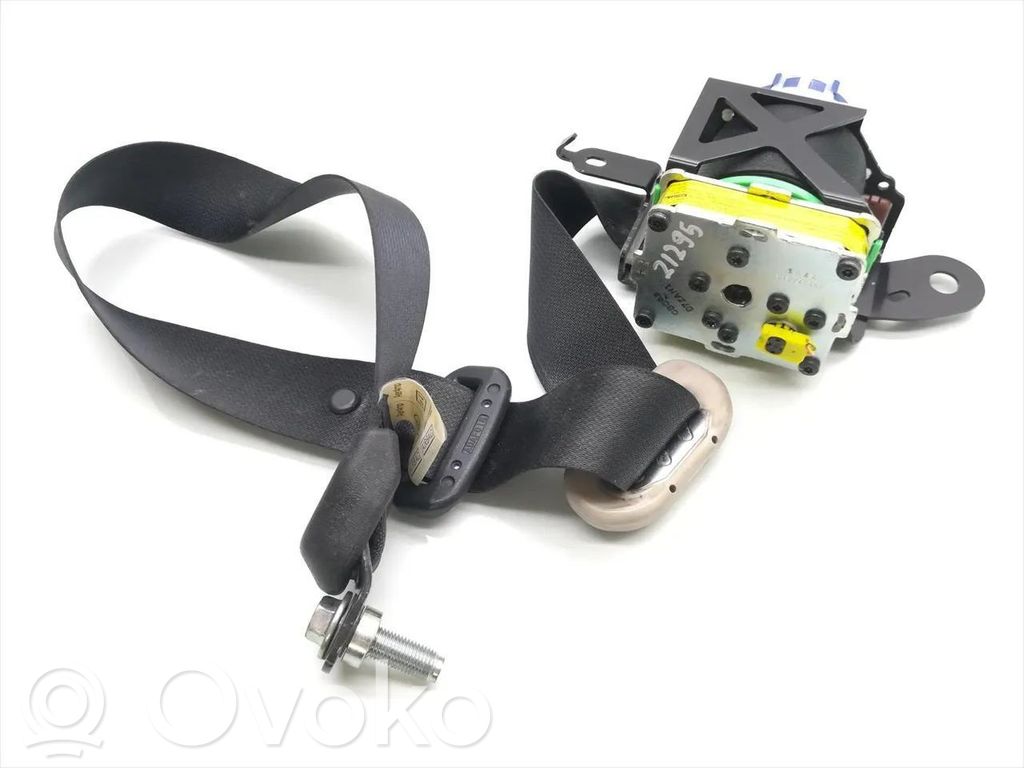 Mazda 6 Front seatbelt 