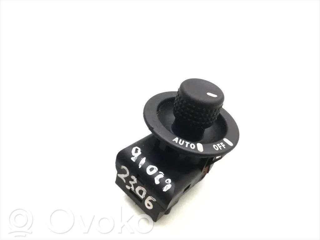 Jaguar S-Type Wing mirror switch 
