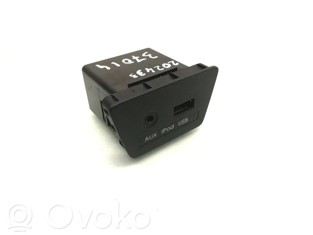 Gniazdo / Złącze AUX   2S500TAN,961102S500TAN
