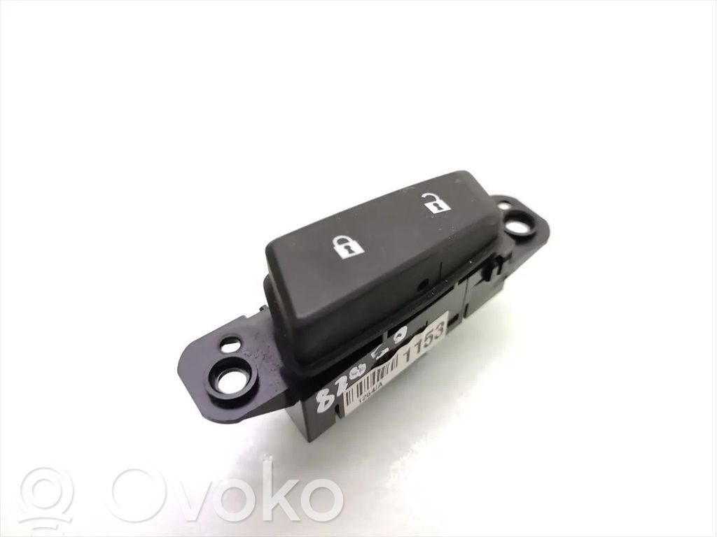 Chevrolet Uplander Central locking switch button 