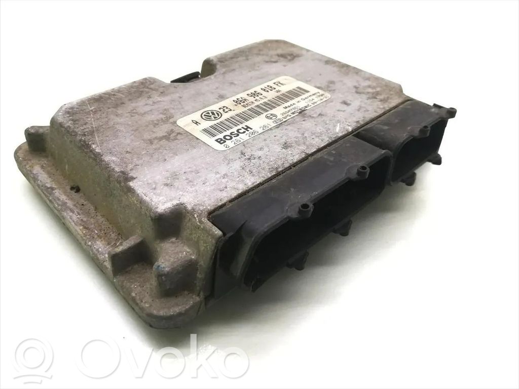 Volkswagen Golf IV Engine control unit/module 