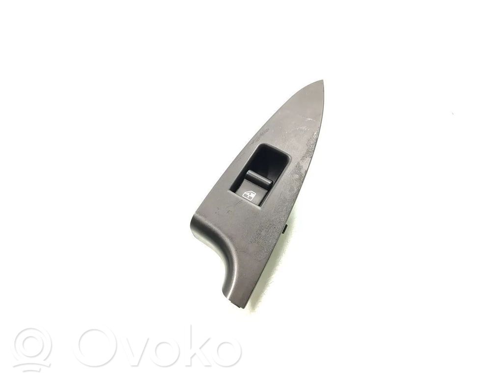 Alfa Romeo Giulietta Electric window control switch 