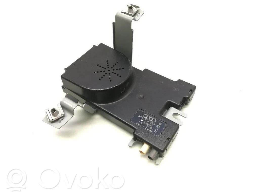 Audi A3 S3 8P Aerial antenna amplifier 