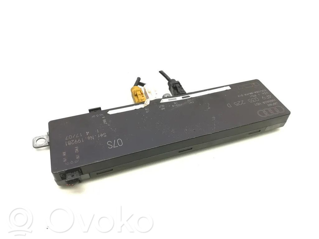 Audi A6 S6 C6 4F Antenos stiprintuvas 