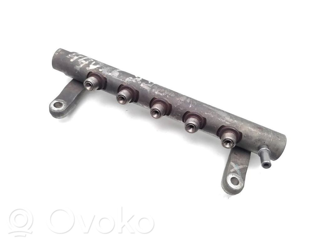 Citroen C-Crosser Fuel main line pipe 