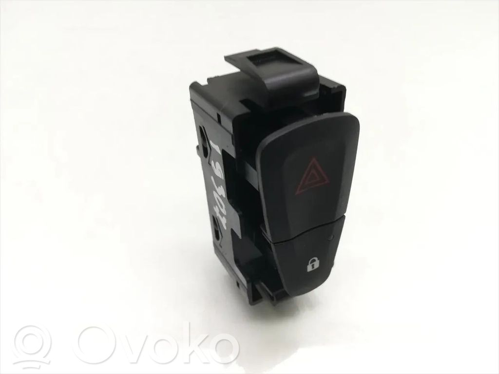 Dacia Sandero Hazard light switch 