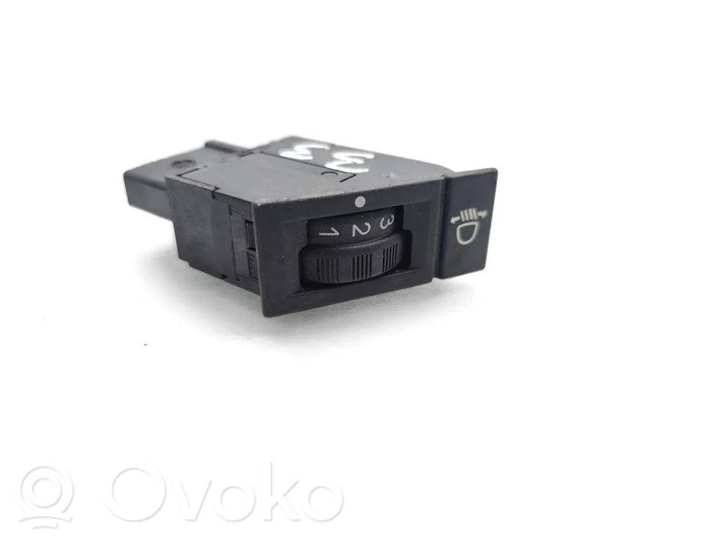 Peugeot Expert Headlight level height control switch 