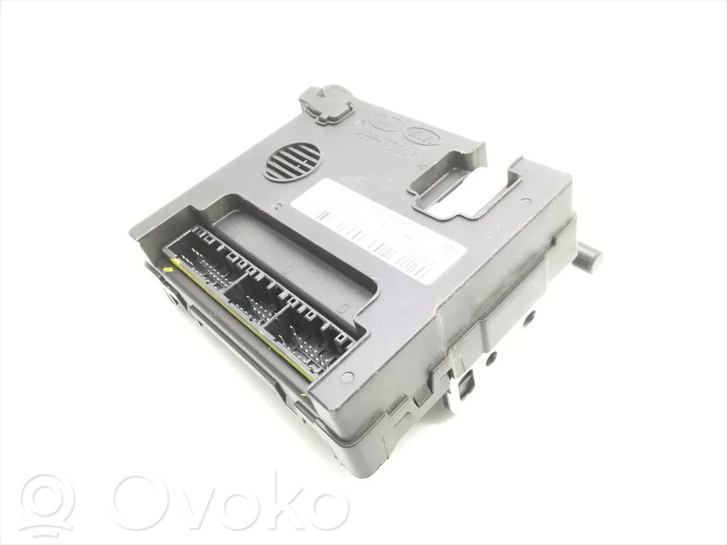 Hyundai Santa Fe Central body control module 