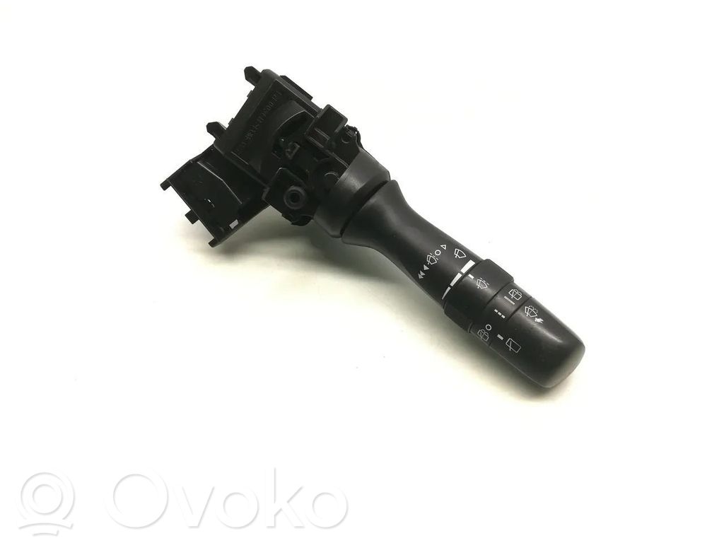 Toyota Avensis T270 Wiper control stalk 