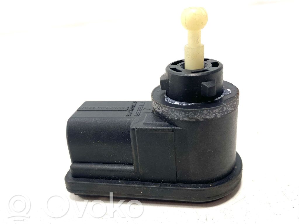 Ford Focus Headlight level adjustment motor 