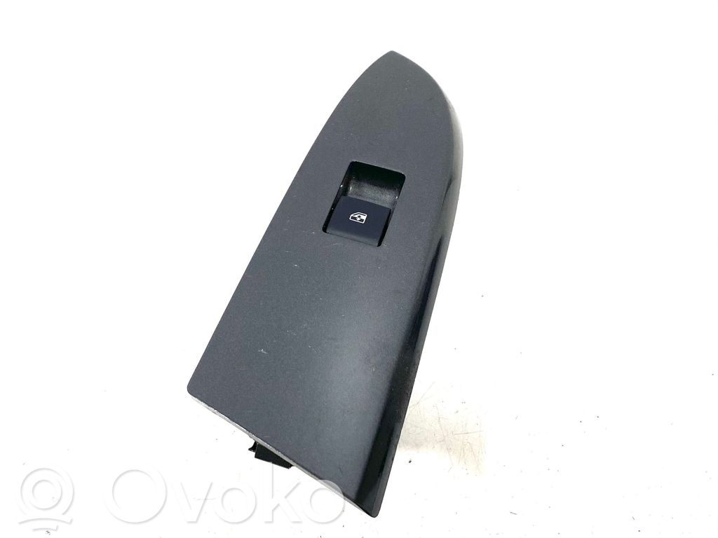 Electric window control switch   20762666,20762666,809773364,3158,3214