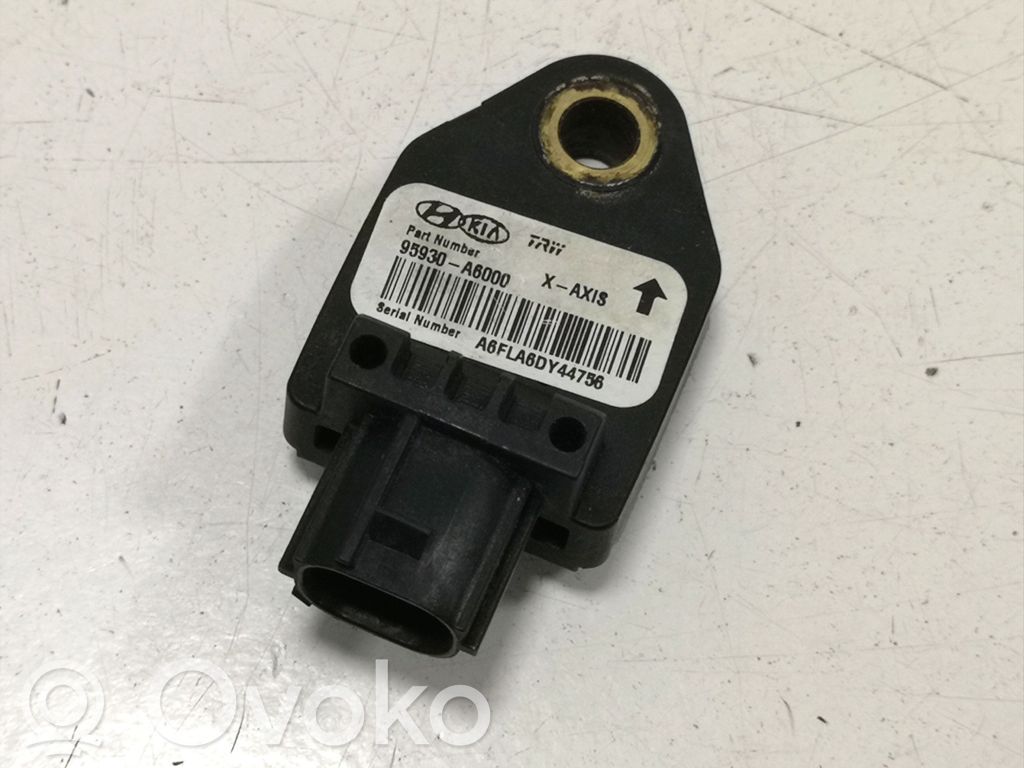 Hyundai i30 Airbagsensor Crashsensor Drucksensor 