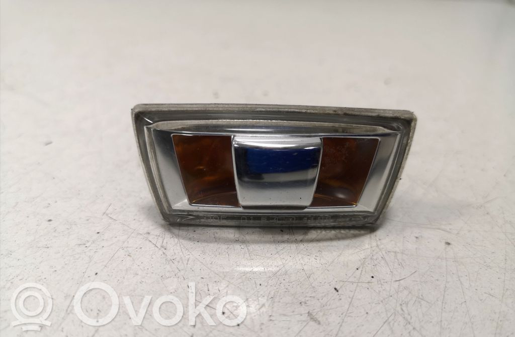 Opel Insignia A Front fender indicator light 