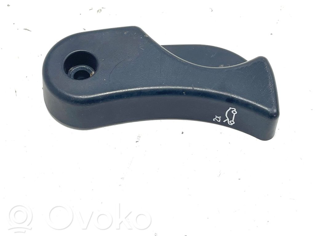 BMW 3 F30 F35 F31 Dzinēja pārsega attaisīšanas rokturītis 