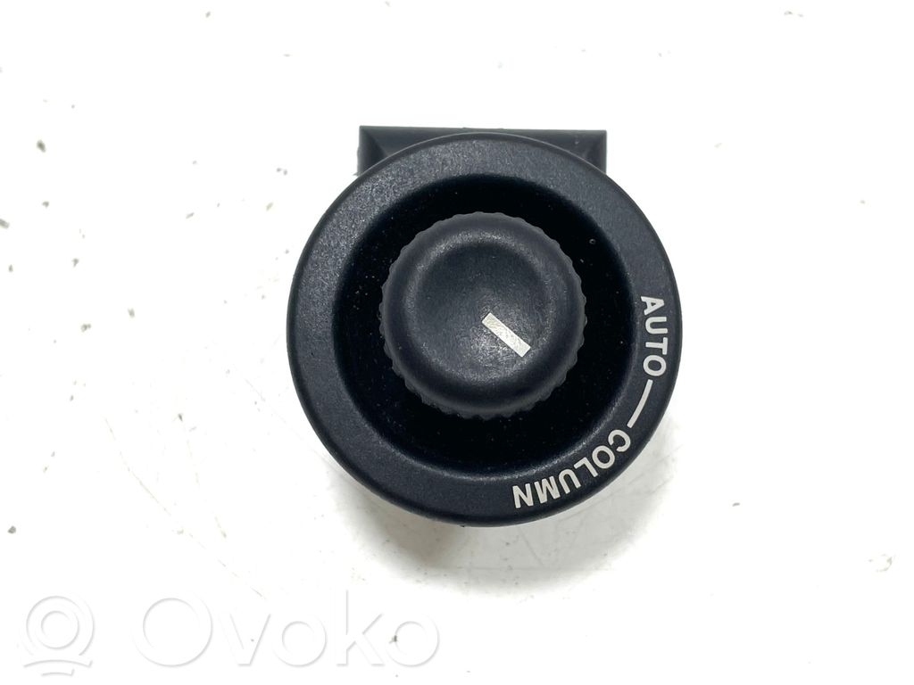 Jaguar XF Wing mirror switch 
