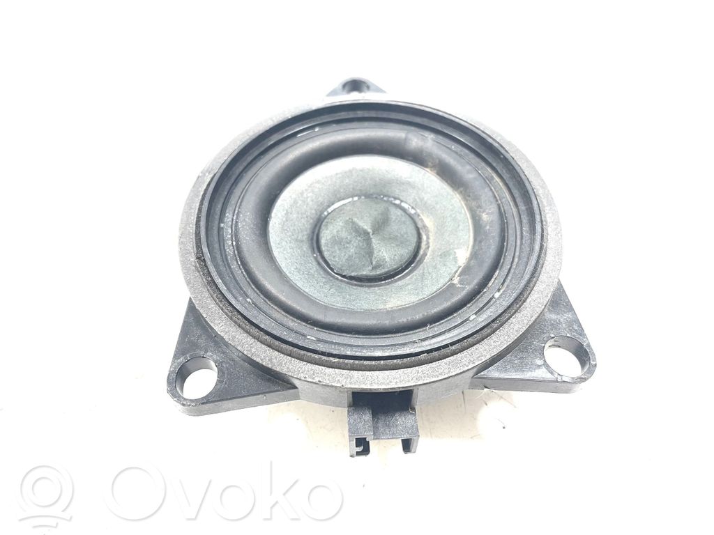 Volvo XC90 Rear door speaker 